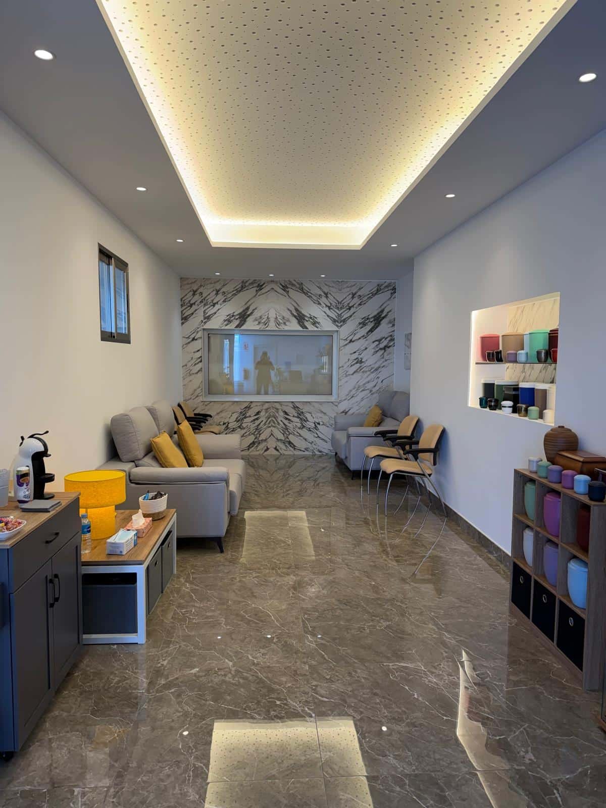Interior sobrio y acogedor
